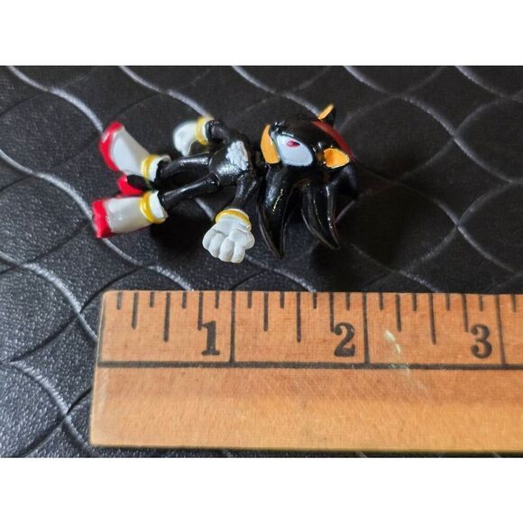 Sonic The Hedgehog 2.5 in Shadow Action Figure - Picture 6 of 6